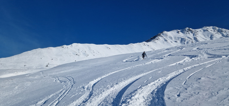 Entre piste et poudreuse 