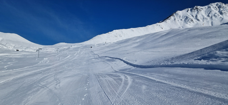 Entre piste et poudreuse 