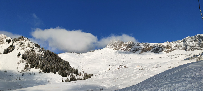 Skier dans une carte postale 🤩