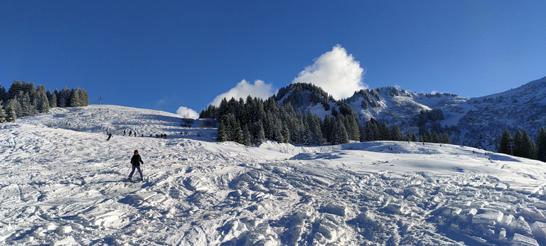 Skier dans une carte postale 🤩