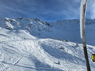 Soleil et reste de poudre au programme 