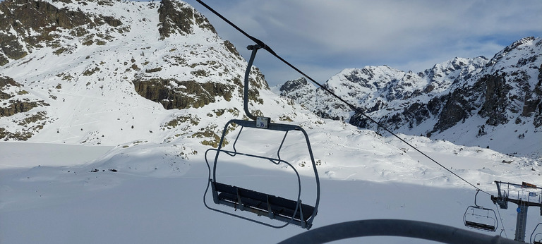 Il fait chaud et ça fond à Chamrousse 