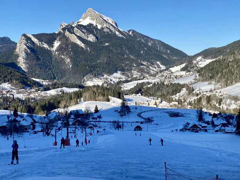 Conditions froides mais neige et pentes idéales pour les débutants !