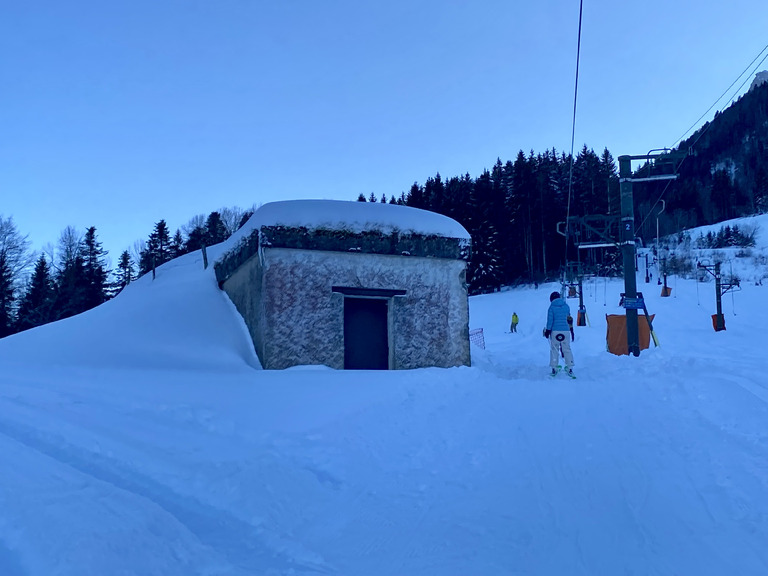 Conditions froides mais neige et pentes idéales pour les débutants !