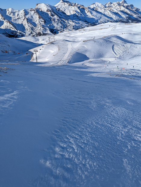 La nouvelle piste rouge du jour est.... 