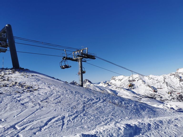 La nouvelle piste rouge du jour est.... 