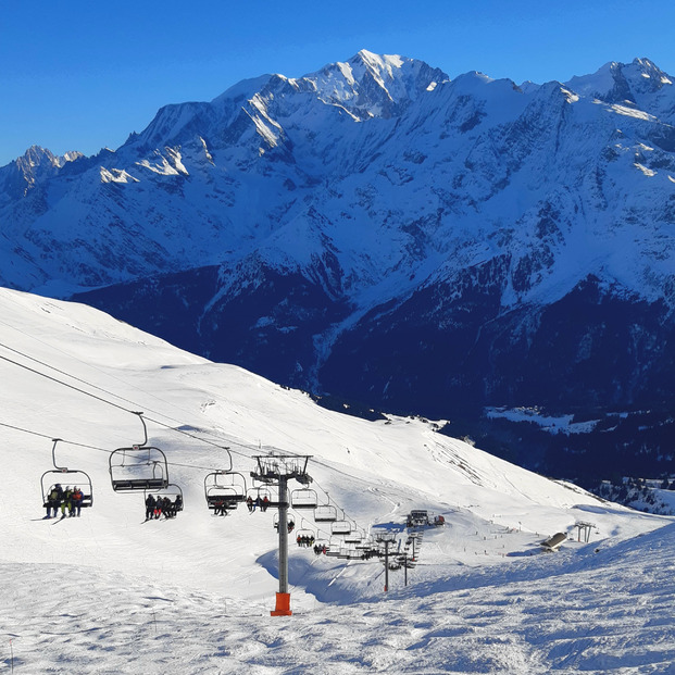 Toujours dans la tempête de ciel bleu