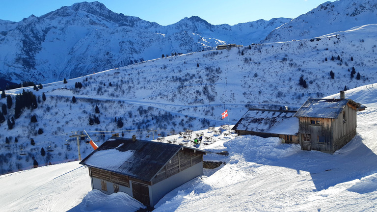 Toujours dans la tempête de ciel bleu