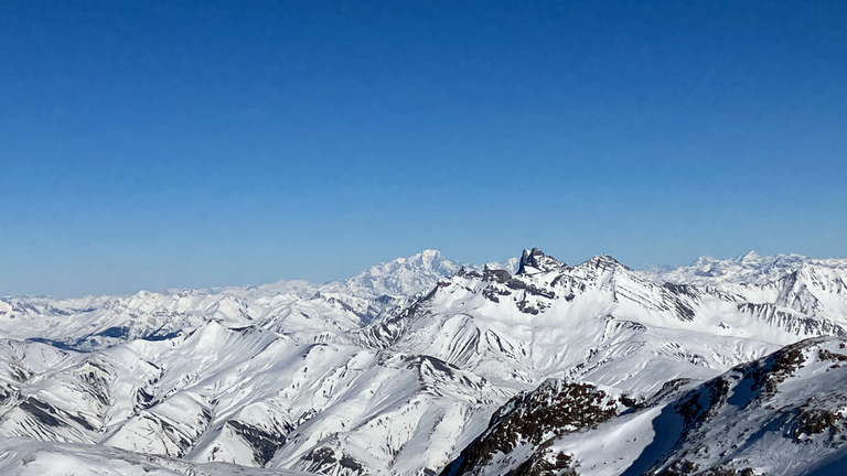 Bien chargé mais encore bien skiable🤔