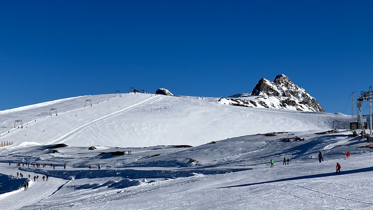 Bien chargé mais encore bien skiable🤔