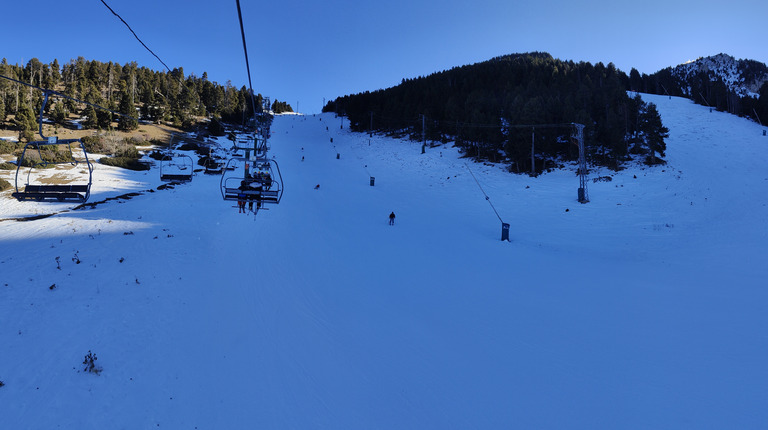 Masella !Location de planches obligatoire ! Cailloux partout ! Masella