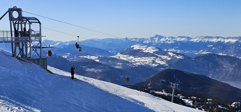 Chamrousse : test de la nouvelle piste Anthracite + autres news