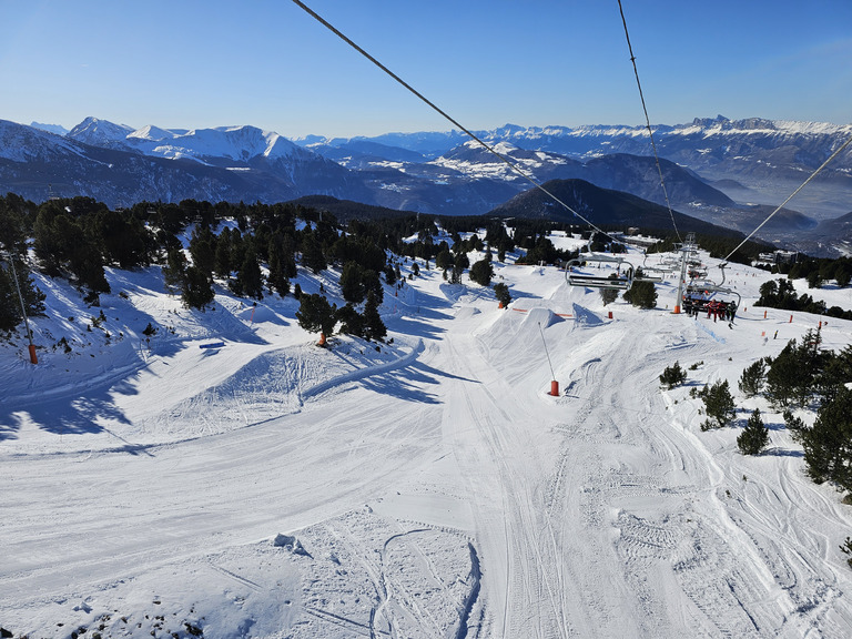 Chamrousse : test de la nouvelle piste Anthracite + autres news