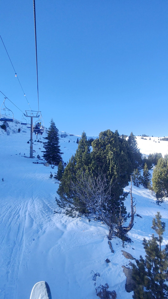 Bonne année et bon ski à Porté puymorens !