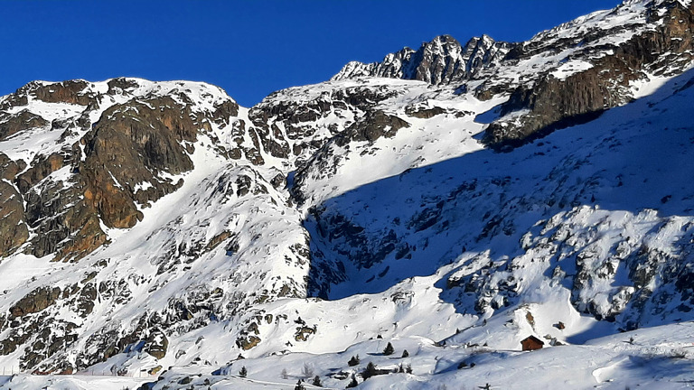 Bonne Année 2025 en dénivelé : La Fare, Sarenne...!