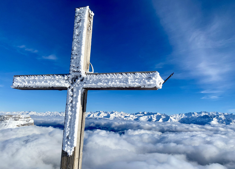 Chamechaude => 20/30 cm de poudreuse de rêve sur fond glissant...