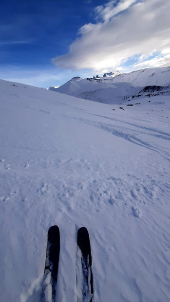 Combe du  Loup, poudreuse et cailloux !