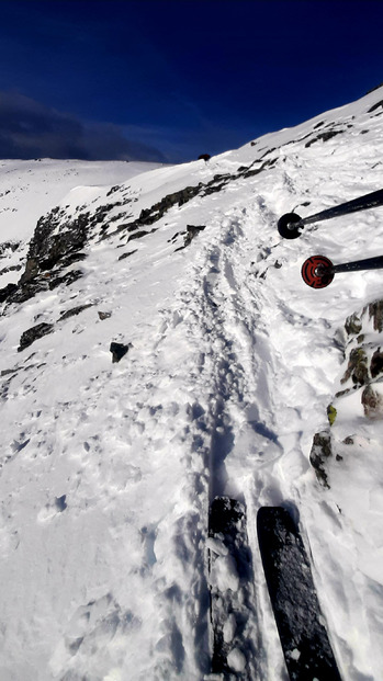 Combe du  Loup, poudreuse et cailloux !