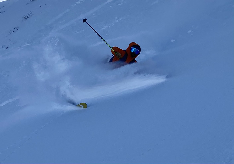 Poudreuse surprise au Mont Joly pour les tests Dynastar 2026