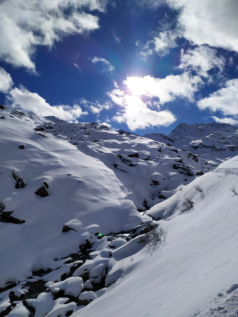 seul jour de la semaine avec neige sous 2000m?