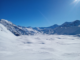 Restez sur piste, ou montez haut 