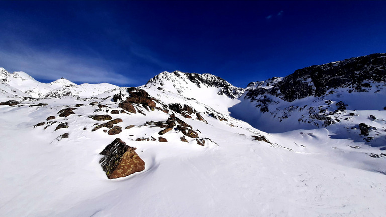 Sur le glacier, le bonheur de la glisse !