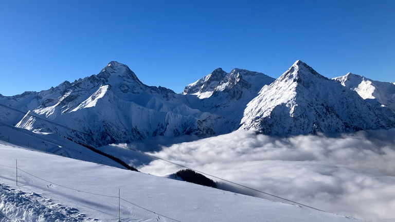 Au dessus des nuages🤔? Du Grand Ski!😜