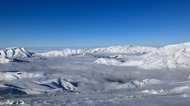 Au dessus des nuages🤔? Du Grand Ski!😜