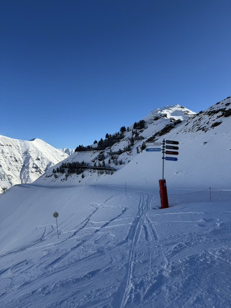 Fraîche journée sur Piau 