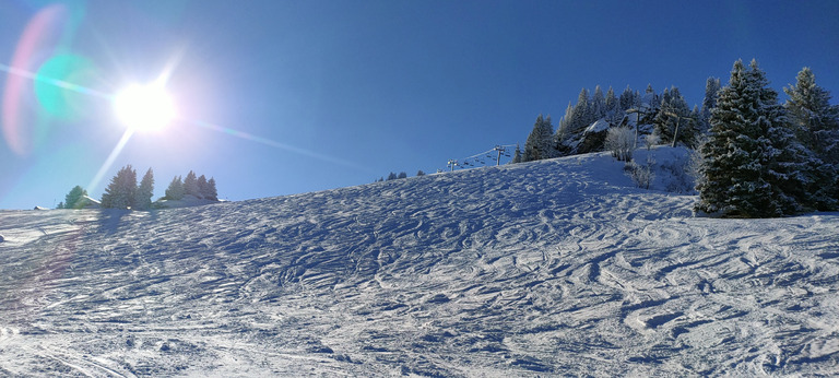 Glacial, dur mais bon sur piste, très mitigé en dehors