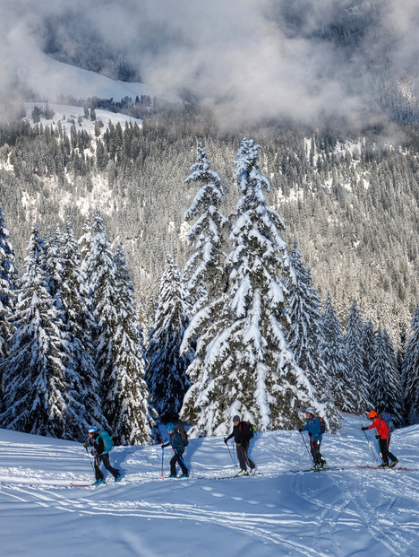 Arêches : y a du soleil et des skieurs