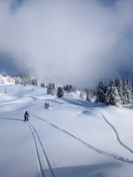 Arêches : y a du soleil et des skieurs