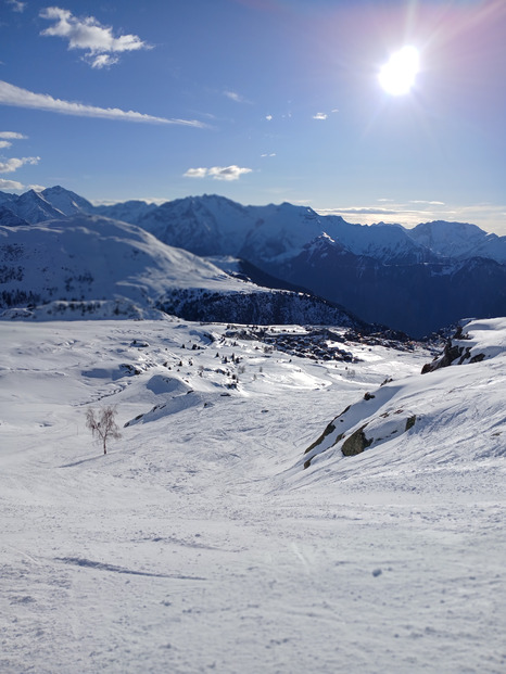 Grand soleil et neige dure à l'alpe d'Huez