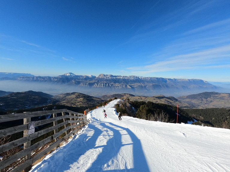 Grand soleil, glace et belles éclates en hors piste