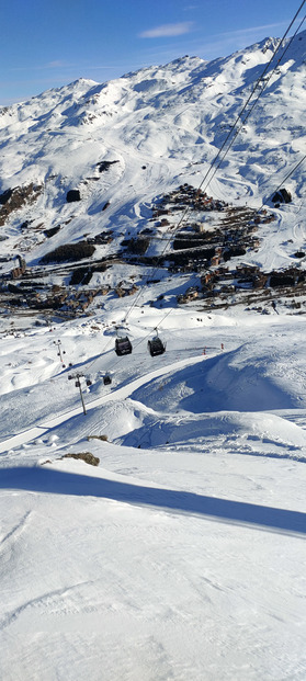 Poudreuse le matin, pistes l'aprem 