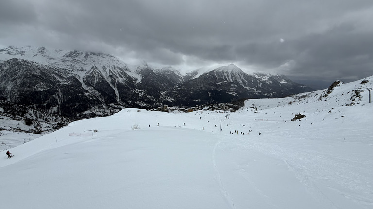 Du très bon ski sous les nuages