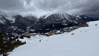 Du très bon ski sous les nuages