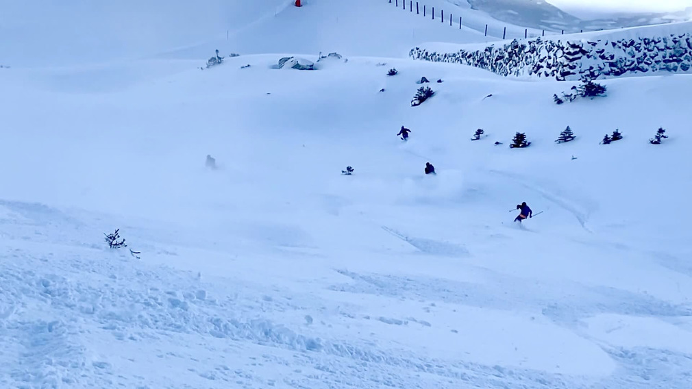 Tempête de vent sur une poudreuse tant attendue…