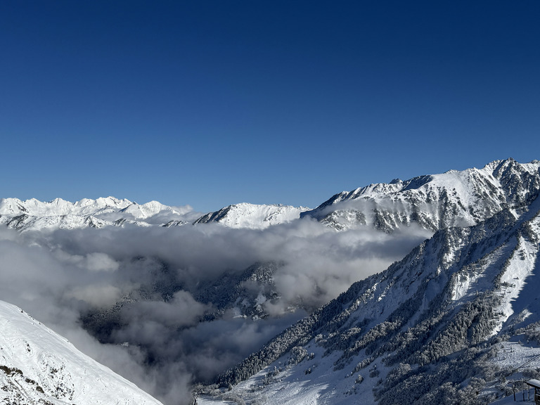  Toujours beau au dessus des nuages 