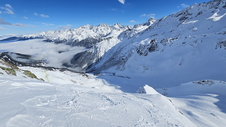 C'est quoi cette neige bizarre !?