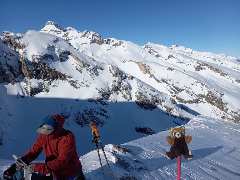 Rochers en bas, Royal en haut.