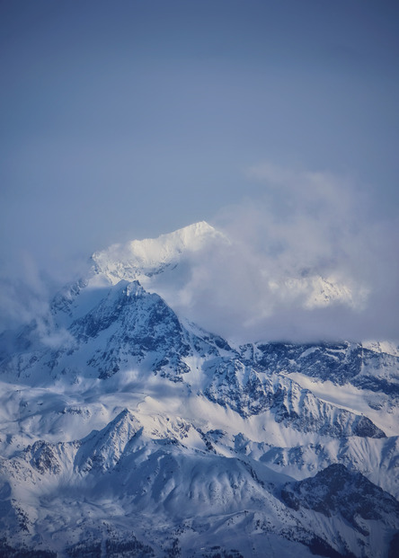 Au dessus des nuages