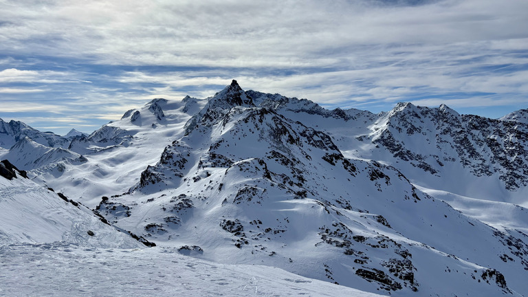 Affûtage des carres vivement conseillé 