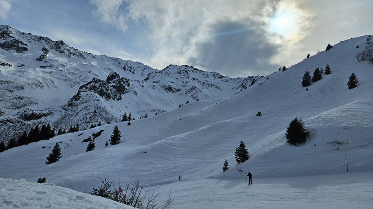 Chaud, agréable 