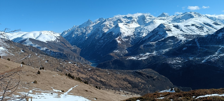 Rando pédestre au soleil de l'Oisans