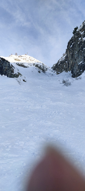 Très bon sur piste, excellent en hors piste "damé" 