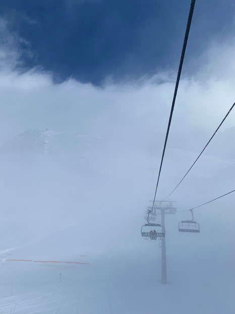 Poudre de rêve, puis le vent, la brume et les crampes ! 