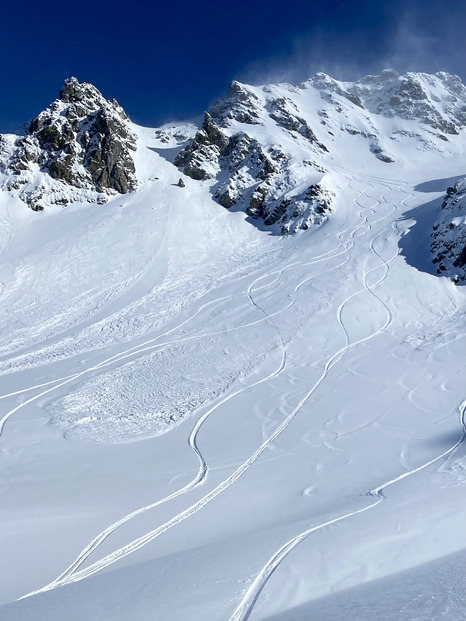 Poudre de rêve, puis le vent, la brume et les crampes ! 