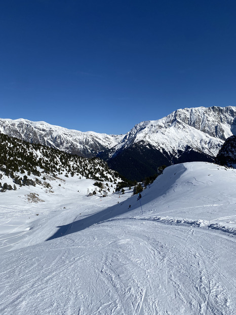 Découverte de l’Alpe du Grand Serre sous le soleil 🤩