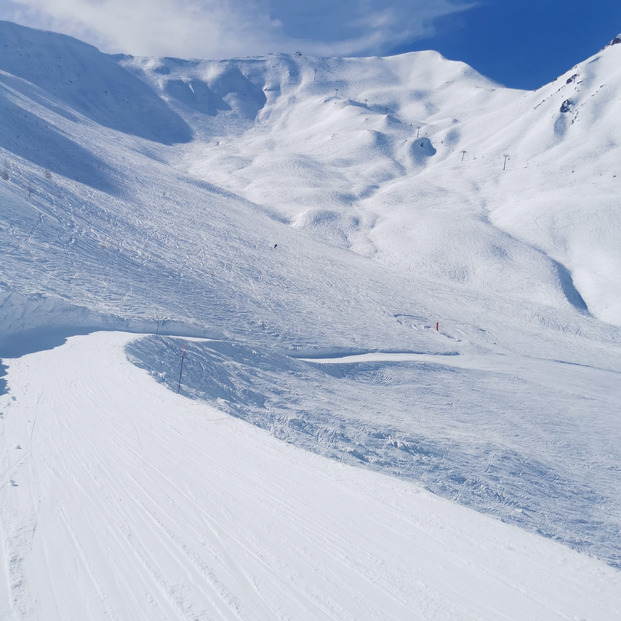 Ballade de Praloup 1500 vers le magnifique vallon du Pouret